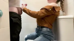 Sex In The University Bathroom! 18 Years Anal