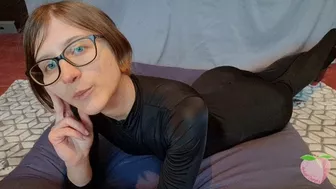 Femdomme Trash-Talking Blowjob